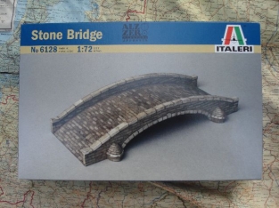 Italeri 6128  Stone Bridge